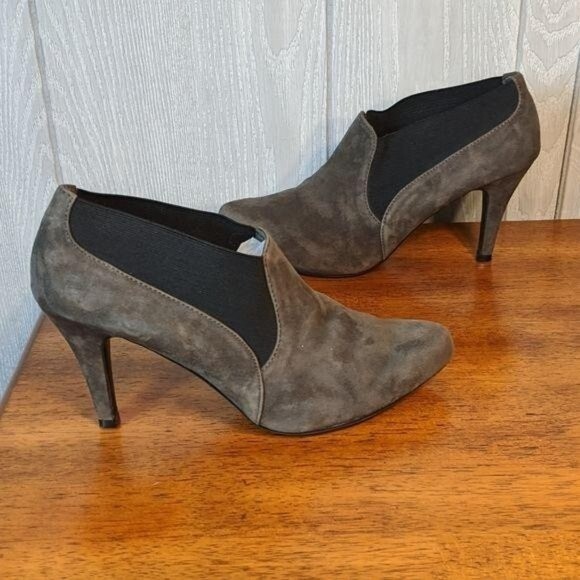 Apt 9 grey/black suede heeled ankle booties 9M Cone Heel Coastal Cowgirl - Picture 3 of 6